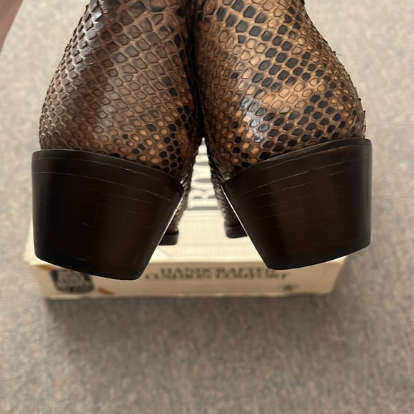 Brown/Tan Dan Post Men Genuine Python Skin Cowboy Boots. Worn 2x. 10D - Picture 7 of 8